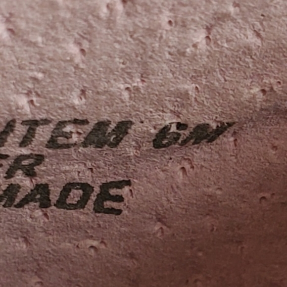 Poetic License Women's Collectors Item Mary Jane Pump Size 6 - Picture 9 of 9